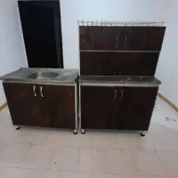 کابینت فلزی در حد نو به همراه سینک و شیر