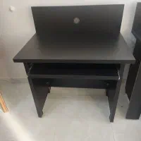میز کامپیوتر تمام MDF مشکی بسیار تمیز و در حد نو