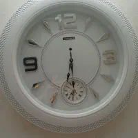 ساعت دیواری دو موتوره