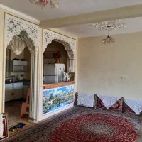 فروش خانه ویلایی دو طبقه|فروش خانه و ویلا|شیراز, شیشه‌گری|دیوار