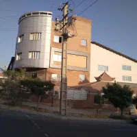 کارخانه ۵۰۰۰ هزارمتری