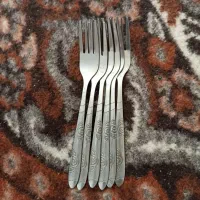 یک دست چنگال بدون استفاده|ظروف سرو و پذیرایی|عجب شیر, |دیوار