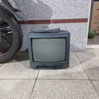 تلویزیون ، موکت ، درب پی وی سی pvc