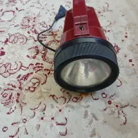 چراغ‌قوه‌‌بزرگ‌شارژی( پرژکتور)
