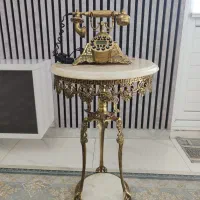 تلفن و میز تلفن برنز