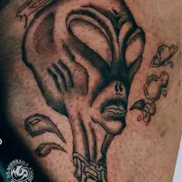 خدمات تخصصی تتو و پیرسینگ|خدمات آرایشگری و زیبایی|سنندج, |دیوار