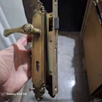 قفل و کلید درب چوبی قدیمی|کلکسیون اشیاء عتیقه|فردیس, نسترن شرقی|دیوار