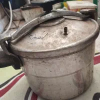 زودپز ۶لیتری چدن اصلی