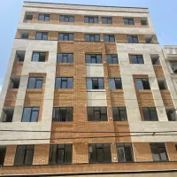 آپارتمان نوساز با لوکیشن خوب