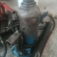 جک روغنی. گریس پمپ