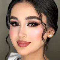 میکاپ و شنیون همراه و عروس