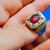 انگشتر توپاز