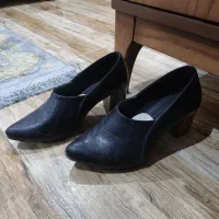 کفش|کیف، کفش، کمربند|جیرفت, |دیوار