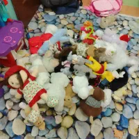 فروش تعدادی عروسک