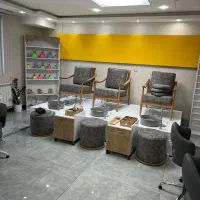 دعوت به همکاری در سالن زیبایی