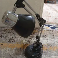 چراغ مطالعه چراغ خواب سالم روشن آماده کار