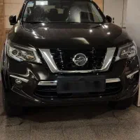نیسان ترا مشکی صفر
