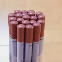 تعدادی مداد خط لب و لوازم ارایش|آرایشی، بهداشتی، درمانی|تهران, مهرآباد جنوبی|دیوار