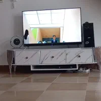 میز تلویزیون تمام ام دی اف در حد صفر