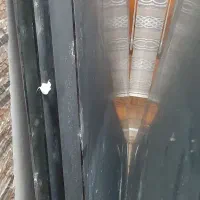 تعدادی آینه به متراژ ۲۴ متر مربع