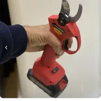 تعمیر ابزارهای صنعتی  قیچی شارژی و دریل جارو ...