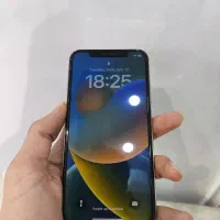 آیفون x  سفید