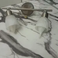 دیوار کوب  در حد نو  و تمیز|لوستر و چراغ آویز|کرج, شاهین‌ویلا|دیوار