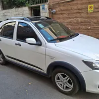 کوییک r سفیدمشکی ماشین در حد صفر