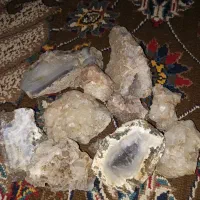 سنگ های خام عقیق.کوارتز سیترین و آمیتیست