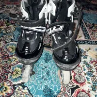 اسکیت و ست لوازم ایمنی