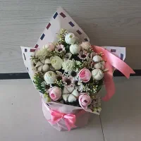 باکس گلهای زیبا مناسب هدیه، تولد، روز مادر|گل مصنوعی|شیراز, قالیشویی|دیوار