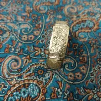 النگو ۱۰۰زیر تابلو