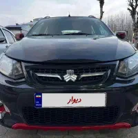 کوییک R مشکی قرمز ۱۴۰۲