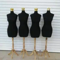 مانکن تاج دار و رگال و چوبکار