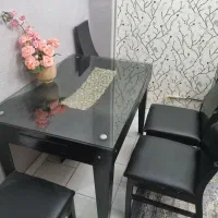 میز غذا خوری چهار نفره