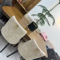 میز غذاخوری