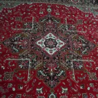 یک عدد فرش حالت سه در سه جنس  خیلی خوب