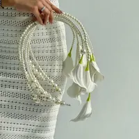 دسته گل عروس