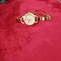 ساعت اصل لاروس