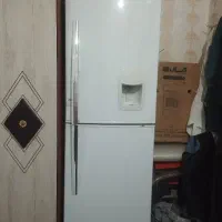 یخچال فریزر  در حد نو