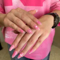 تخفیف ویژه کاشت و ترمیم ناخن برای مدت محدود|خدمات زیبایی و سلامت|تهران, دردشت|دیوار