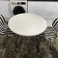 میز و صندلی