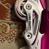 کفش اسکیت با کلاه وزانوبند درحد نو|دوچرخه، اسکیت، اسکوتر|رشت, پل تالشان|دیوار