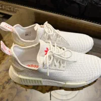 آدیداس کفش پیاده روی