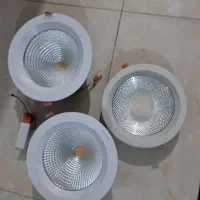 چراغ دوعدد موجود