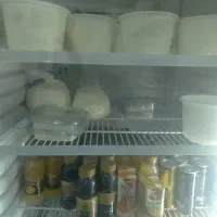 لبنیات هشی خورشید عنبران کره طبیعی  دوغ ماست