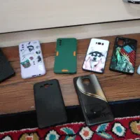تعدادی قاب گوشی