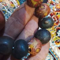 مهره های گبری. خون بند با ضمانت. خون بند بودن