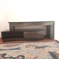 میز تلویزیون کاملا سالم درحد نو...