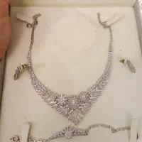 فروش سرویس و گردنبد طلا